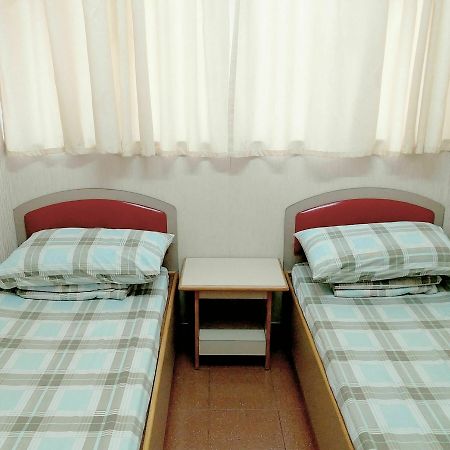 Po Wah Hotel 九龙 外观 照片